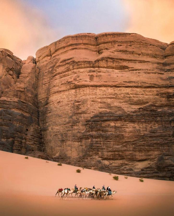 Rum Desert Colours Wadi Rum Exterior foto